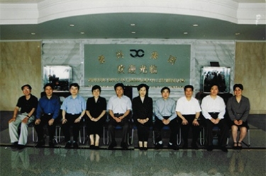 2001年6月1日，时任副省长叶荣宝等领导来公司检查指导“三个代表”学教活动